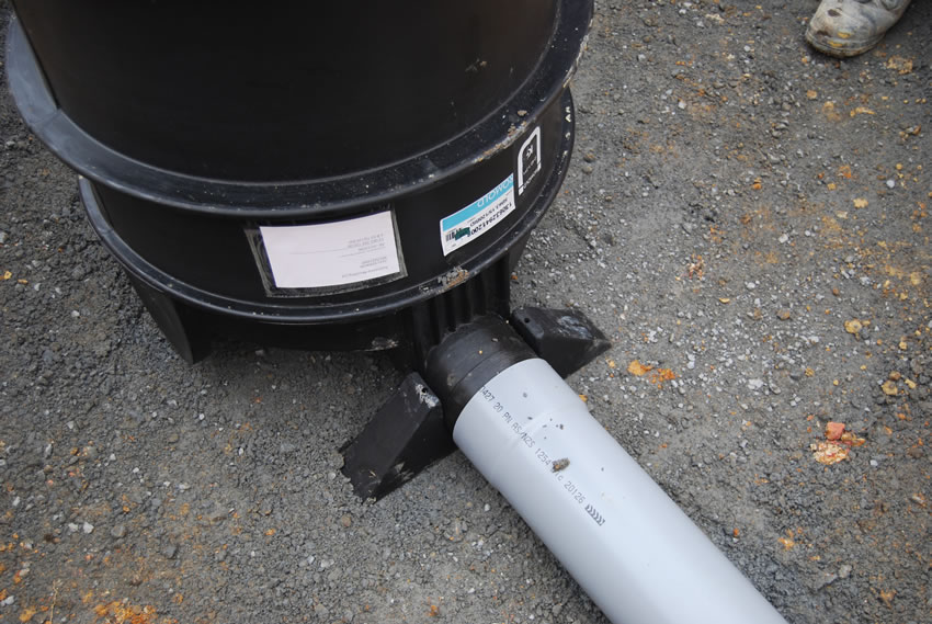 Plastic Manhole Chamber Installation - DN625 Outlet Connection