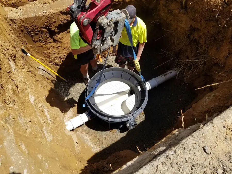 Te Awamutu Plumbing, Kihikihi (Waipa District Council) – cut in to live sewer