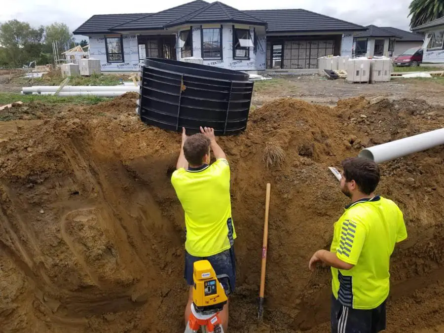 ROMOLD Manhole Install 2
